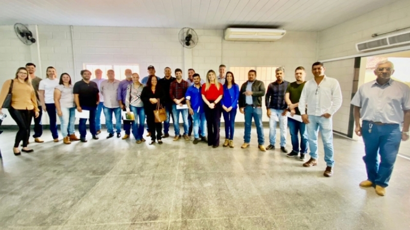 Cidesasul realiza reunio para expandir comercializao de produtos dos municpios consorciados