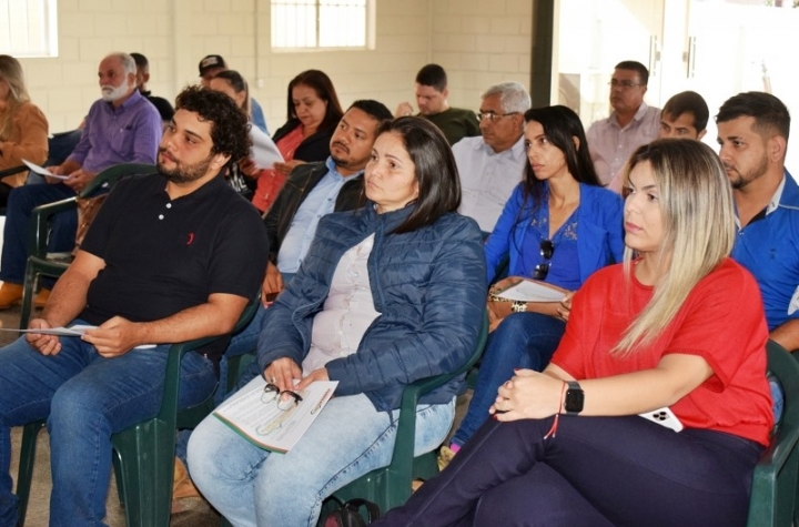 Reunio Ampliada com Gestores Municipais de Agriculta e Mdicos Veterinrios | Foto: 